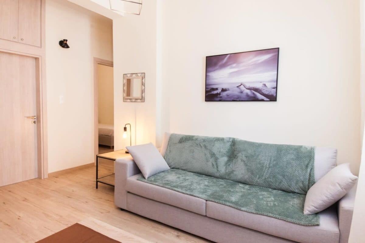 Brand New 2 Bedroom Haven Apt In Galatsi Atina Dış mekan fotoğraf