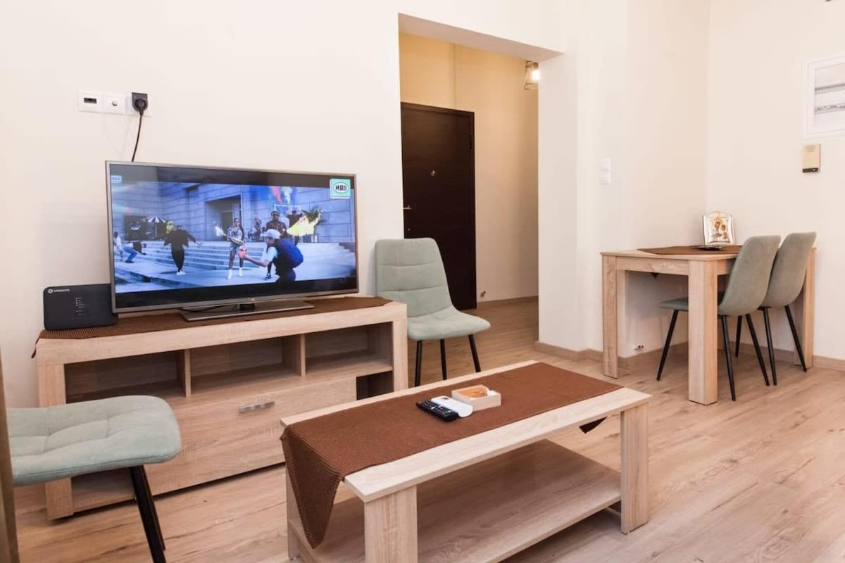Brand New 2 Bedroom Haven Apt In Galatsi Atina Dış mekan fotoğraf