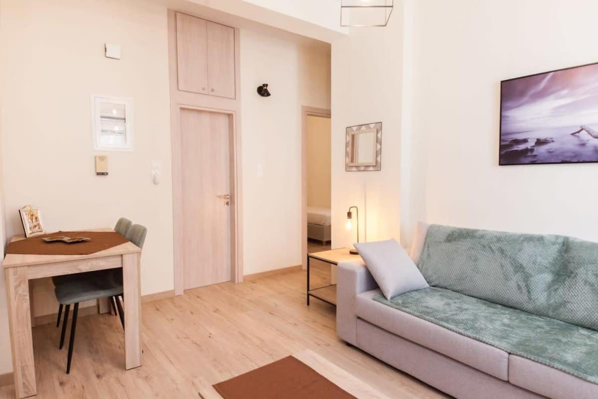 Brand New 2 Bedroom Haven Apt In Galatsi Atina Dış mekan fotoğraf